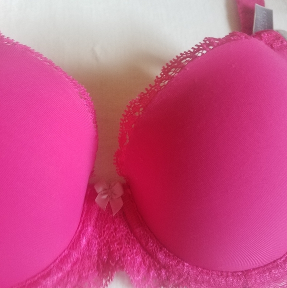 Victoria's Secret demi bra - Picture 6 of 6